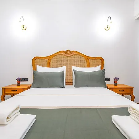 Linasya Bozcaada Hotel *