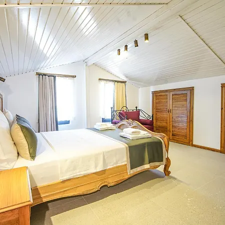 Linasya Bozcaada Canakkale