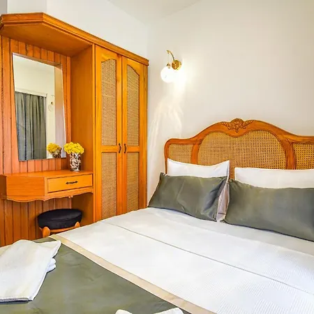 Linasya Bozcaada * تْشاناكالي